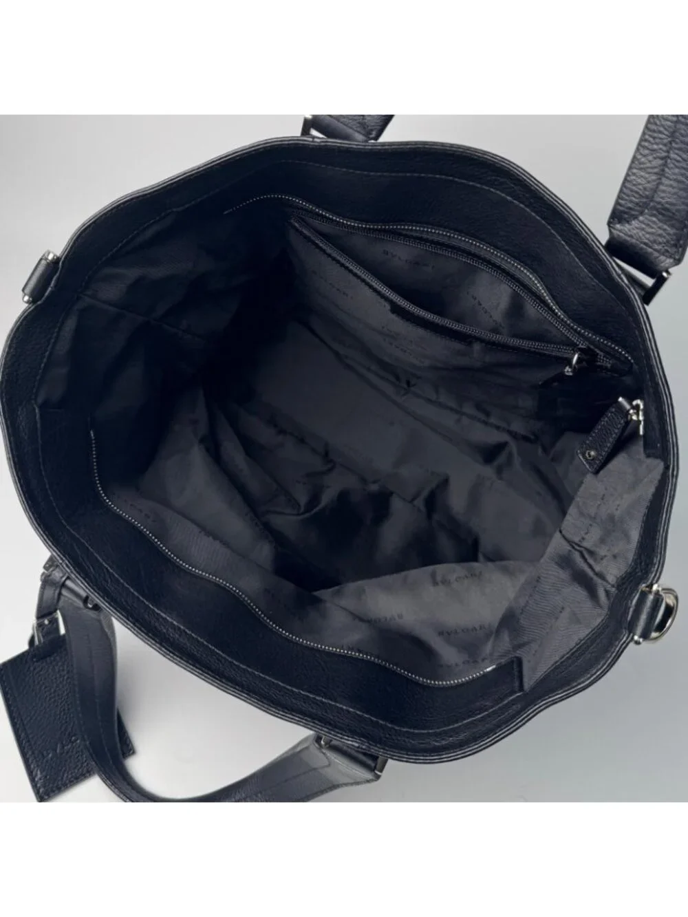 Bvlgari Urban Tote Business Leather Black